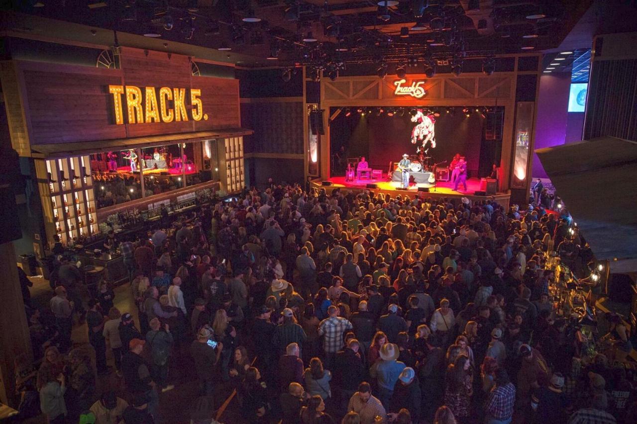 Catoosa Hard Rock Hotel & Casino Tulsa מראה חיצוני תמונה
